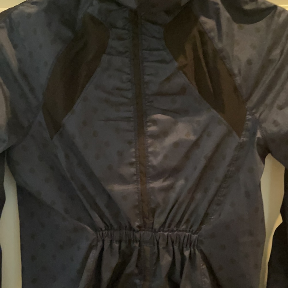 Lululemon Gather and Sprint Jacket - Picture 7 of 15